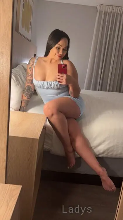 Karinaen (25) – Call Girl & Independent Escort Service in Central Valley - Gallery Photo 4