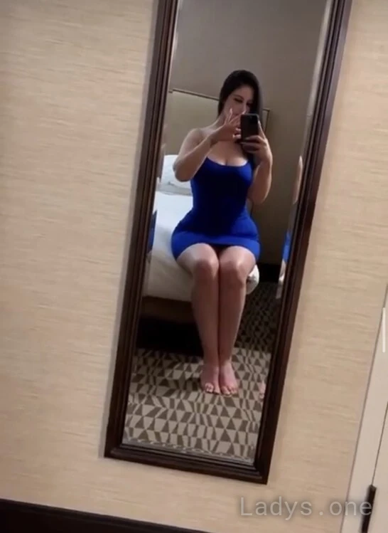 Emmalovee (29) – Call Girl & Independent Escort Service in Central Valley - Gallery Photo 4