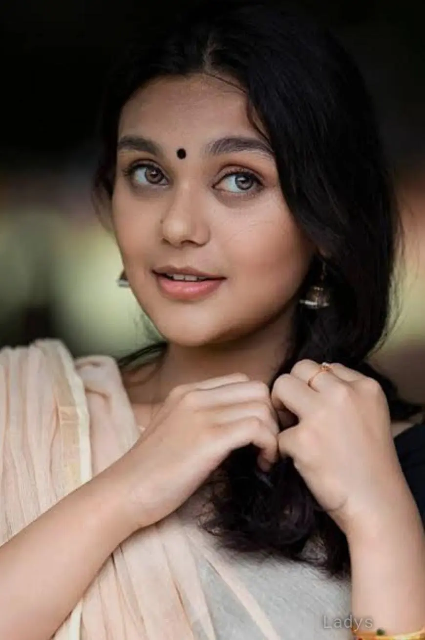 Aruhi (31) – Call Girl & Independent Escort Service in Chandigarh - Gallery Photo 8