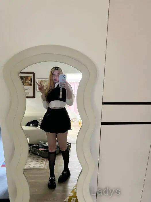 Ellie (21) – Call Girl & Independent Escort Service in Changde - Gallery Photo 3