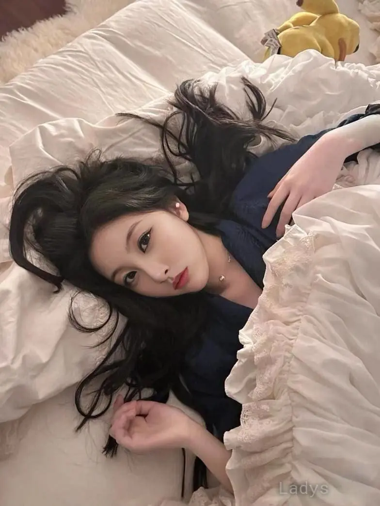 Dana (20) – Call Girl & Independent Escort Service in Changsha - Gallery Photo 6