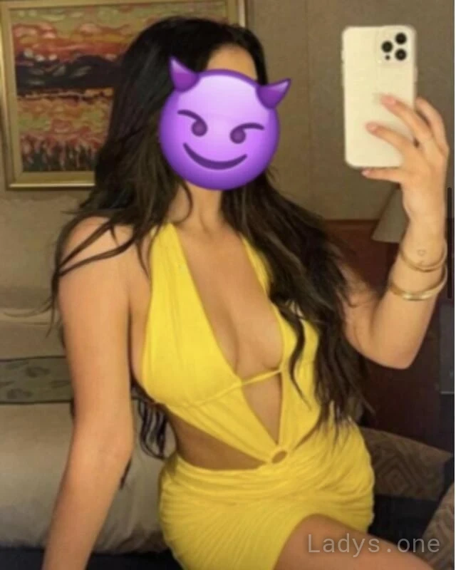 Sonia (23) – Call Girl & Independent Escort Service in Chaumont - Gallery Photo 4
