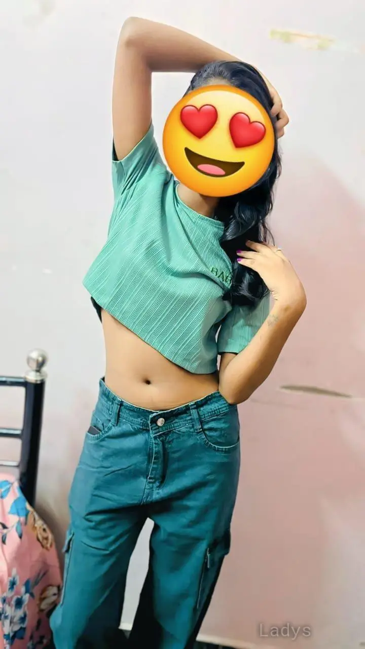 Tamil (18) – Call Girl & Independent Escort Service in Chennai - Gallery Photo 3