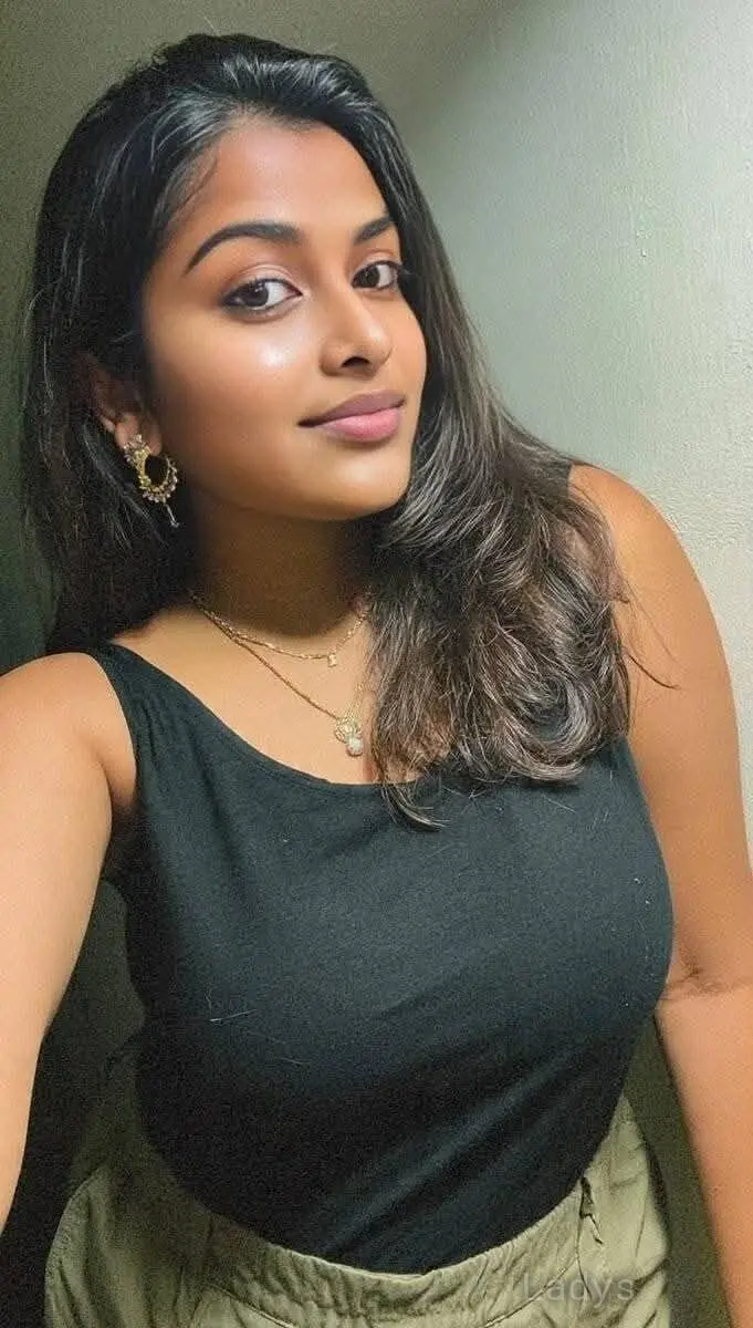 Trisha (21) – Call Girl & Independent Escort Service in Chennai - Gallery Photo 3