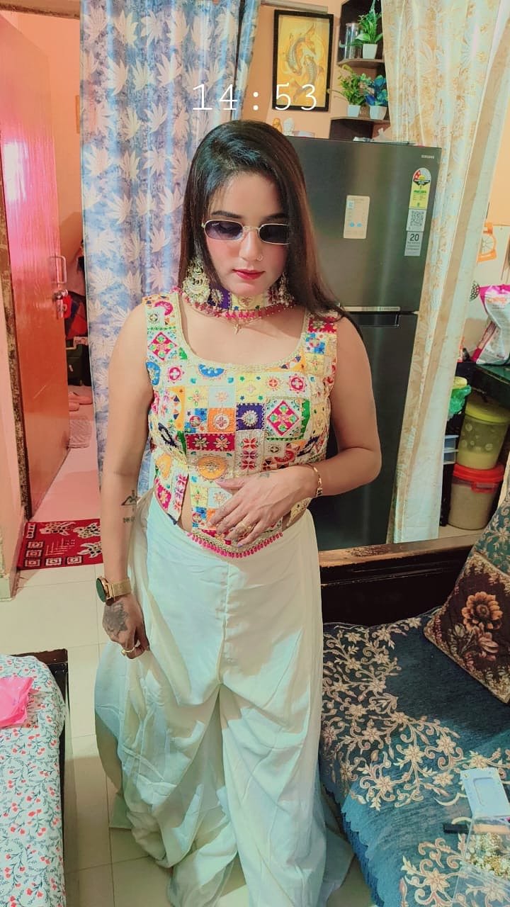 Priya (24) – Call Girl & Independent Escort Service in Chennai - Gallery Photo 4