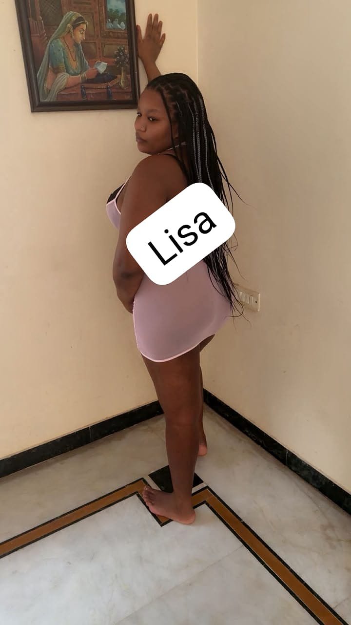 Lisa (26) – Call Girl & Independent Escort Service in Chennai - Gallery Photo 3