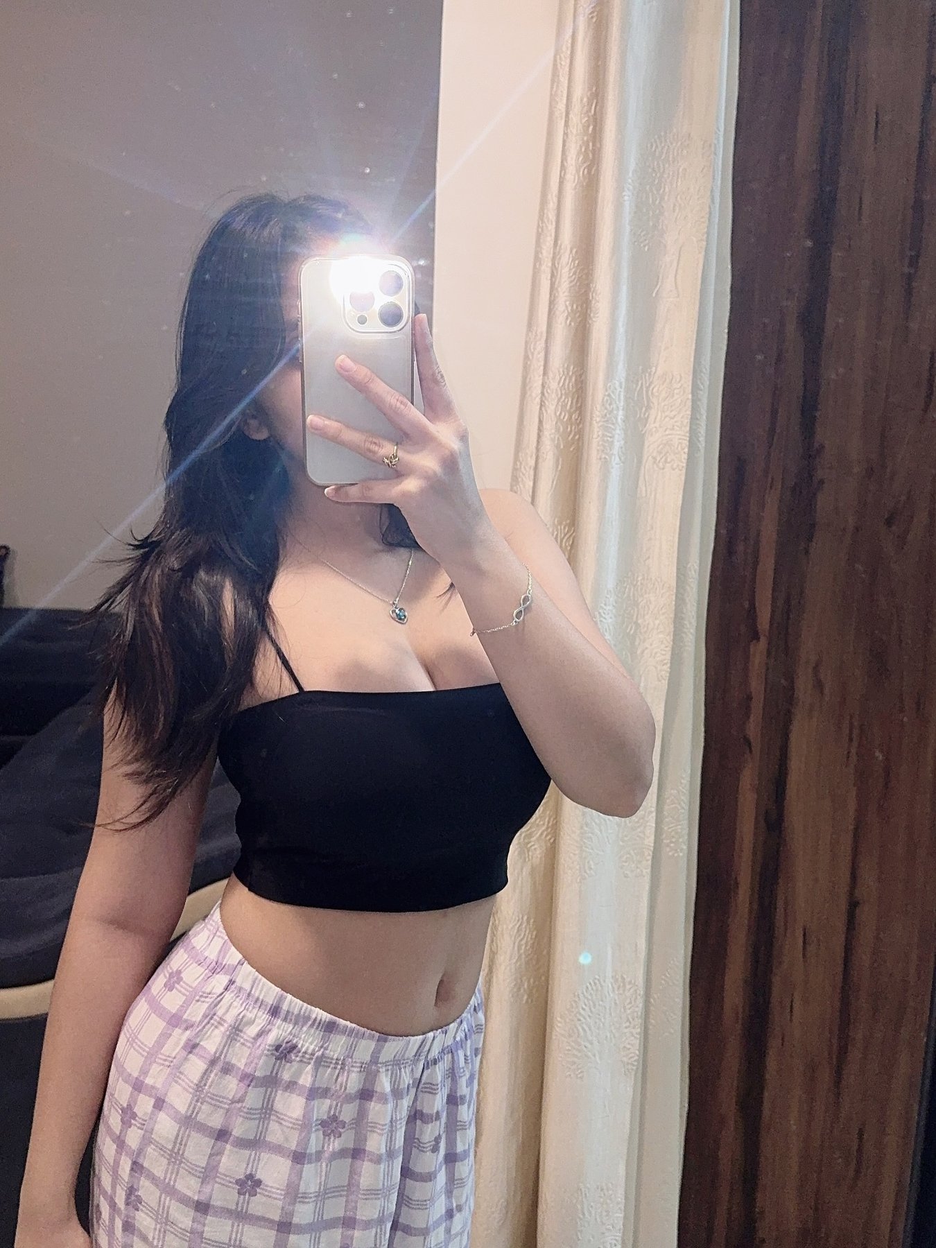 Alisha (24) – Call Girl & Independent Escort Service in Chennai - Gallery Photo 2