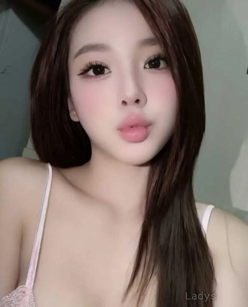 Cherry (26) – Call Girl & Independent Escort Service in Cheras - Gallery Photo 2