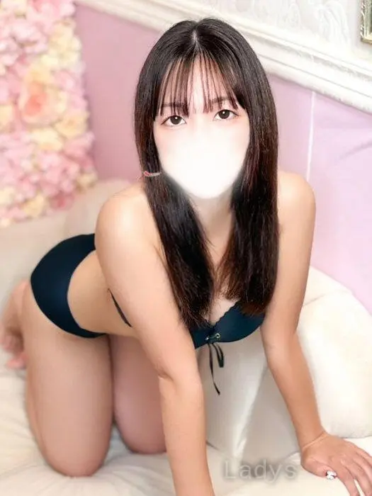 Yua (22) – Call Girl & Independent Escort Service in Chiba - Gallery Photo 2