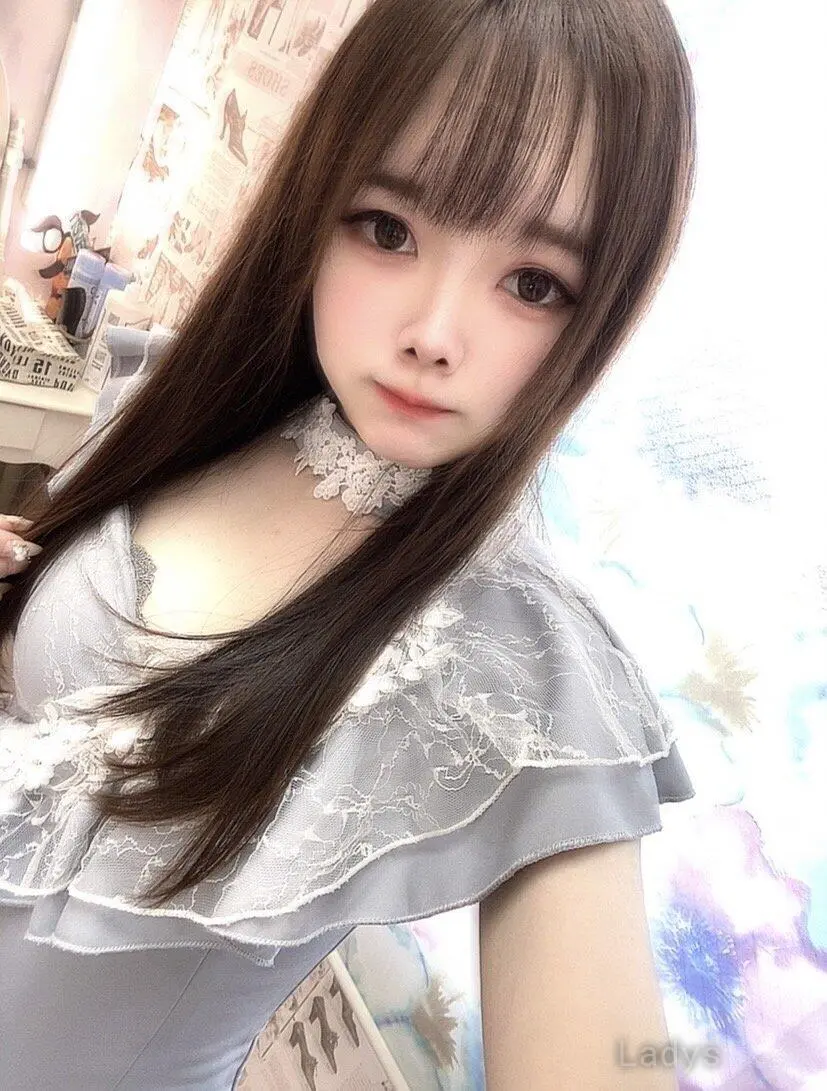 Hana (22) – Call Girl & Independent Escort Service in Chiba - Gallery Photo 2