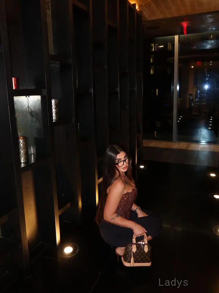 Jessy (23) – Call Girl & Independent Escort Service in Chicago - Gallery Photo 5