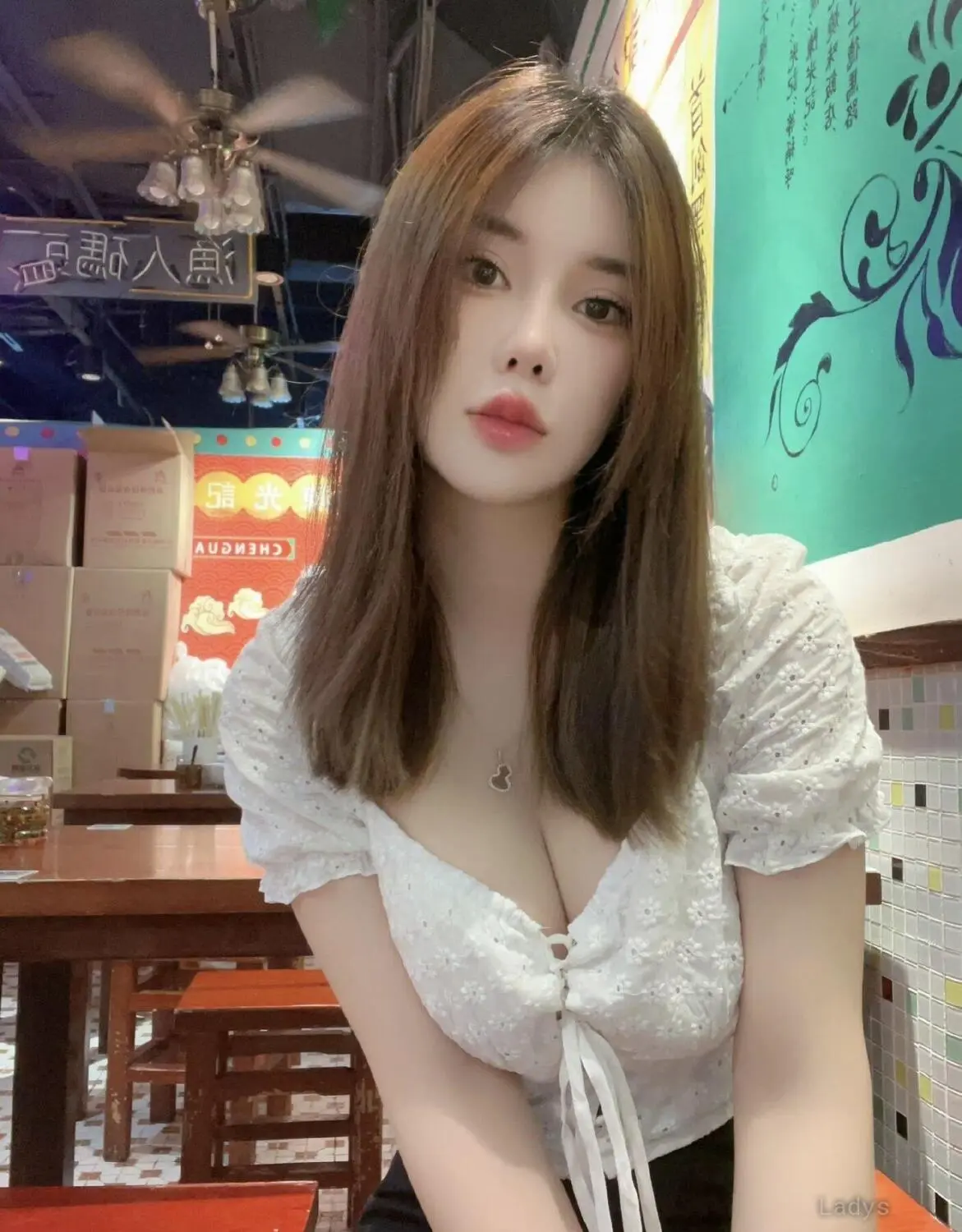 Beautiful Lucy (23) – Call Girl & Independent Escort Service in Chongqing - Gallery Photo 3