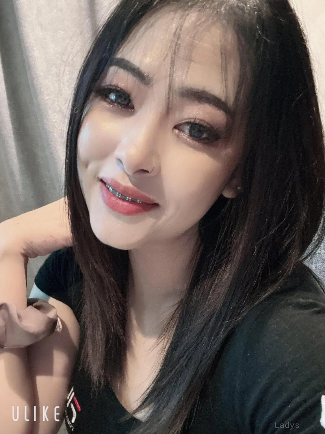 Maya (27) – Call Girl & Independent Escort Service in Chongqing - Gallery Photo 3
