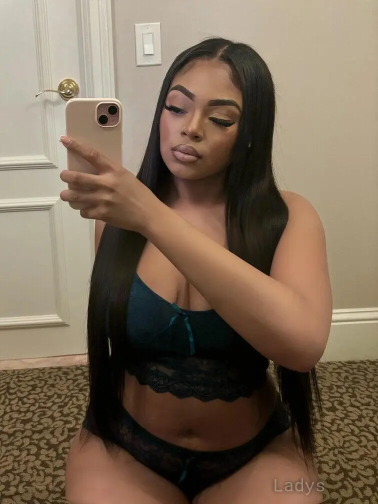 Crystal (26) – Call Girl & Independent Escort Service in Cincinnati - Gallery Photo 3
