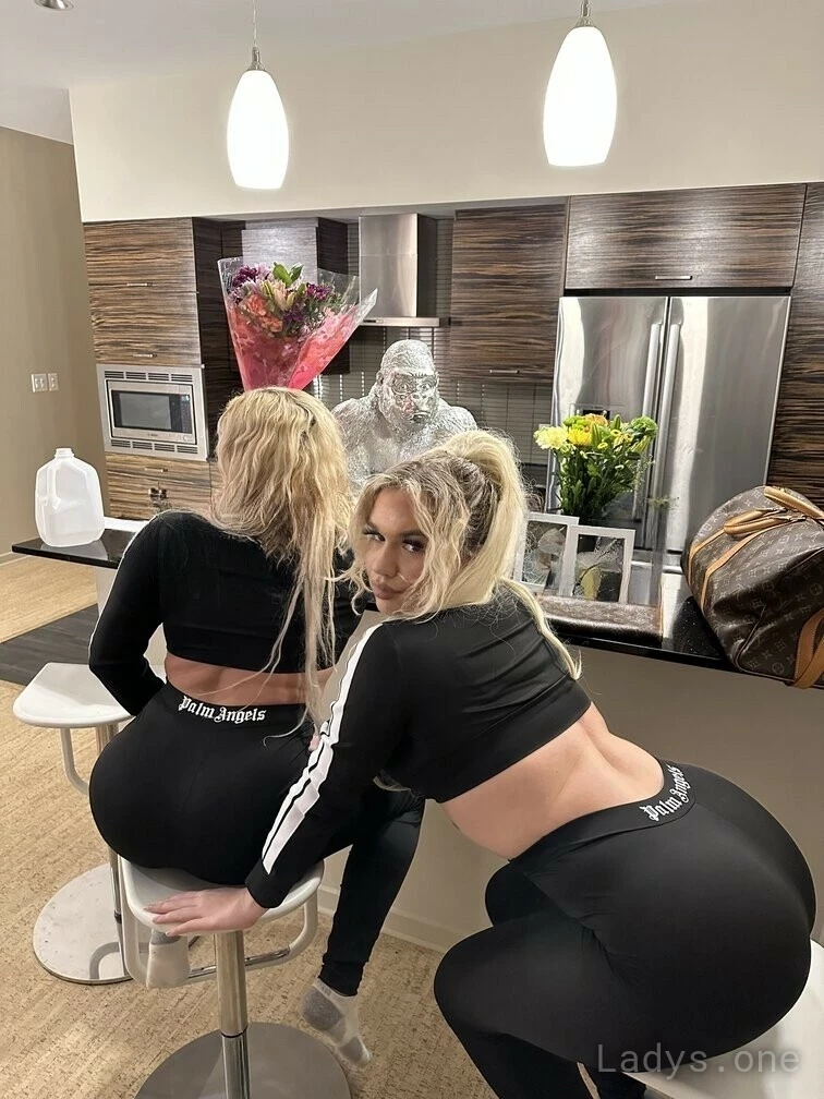 Spicey Twins (24) – Call Girl & Independent Escort Service in Cincinnati - Gallery Photo 5