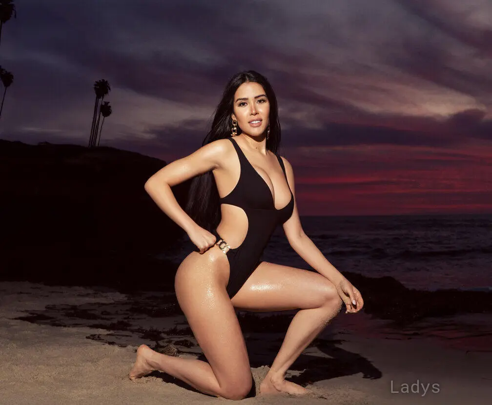 Jessica Nunes (27) – Call Girl & Independent Escort Service in Cincinnati - Gallery Photo 2
