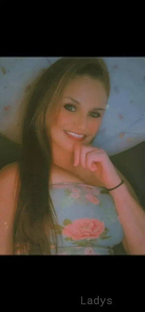 Danielle (34) – Call Girl & Independent Escort Service in Cincinnati - Gallery Photo 3