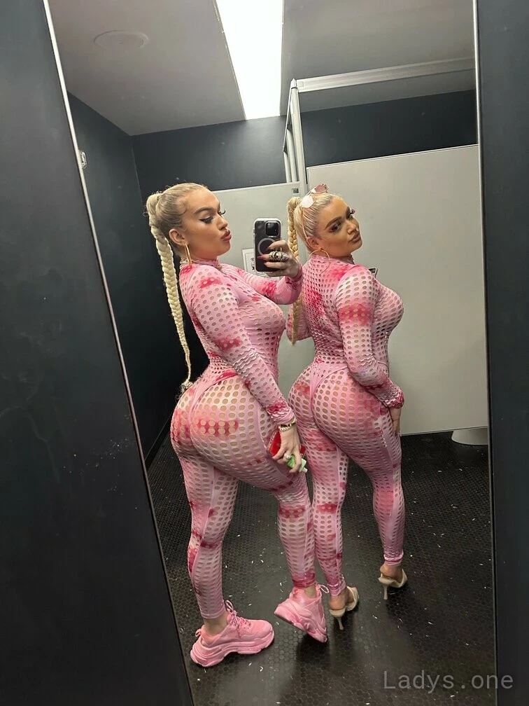 Spicey Twins (24) – Call Girl & Independent Escort Service in Cincinnati - Gallery Photo 3