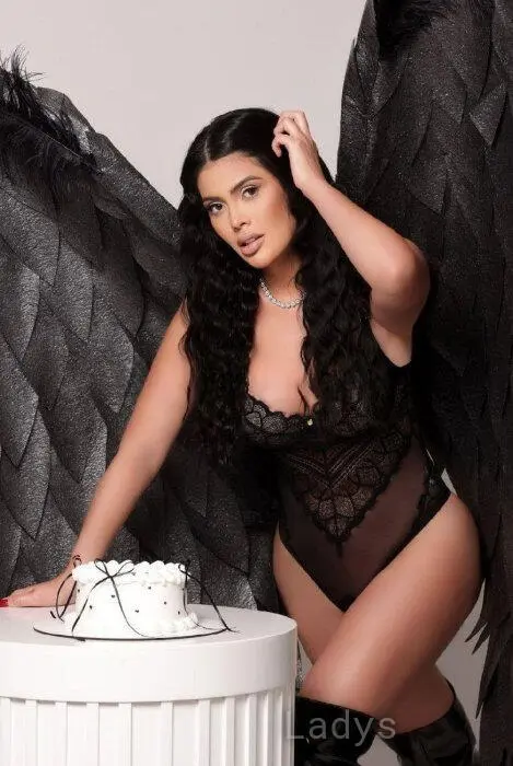 Bianca (26) – Call Girl & Independent Escort Service in Ciutadella - Gallery Photo 3