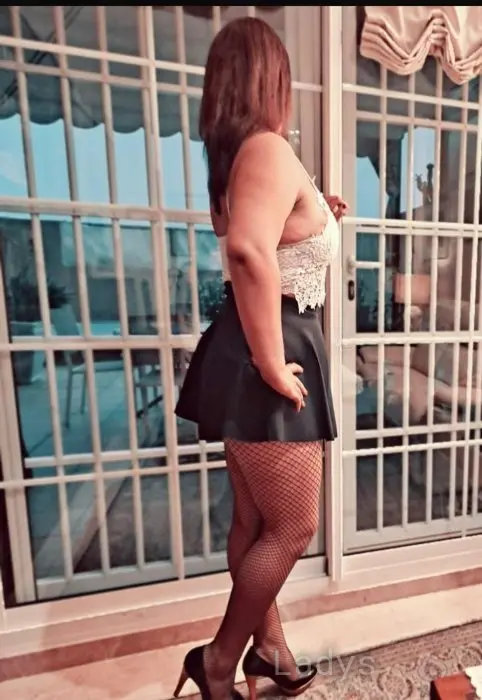 Valeria (30) – Call Girl & Independent Escort Service in Clervaux - Gallery Photo 5