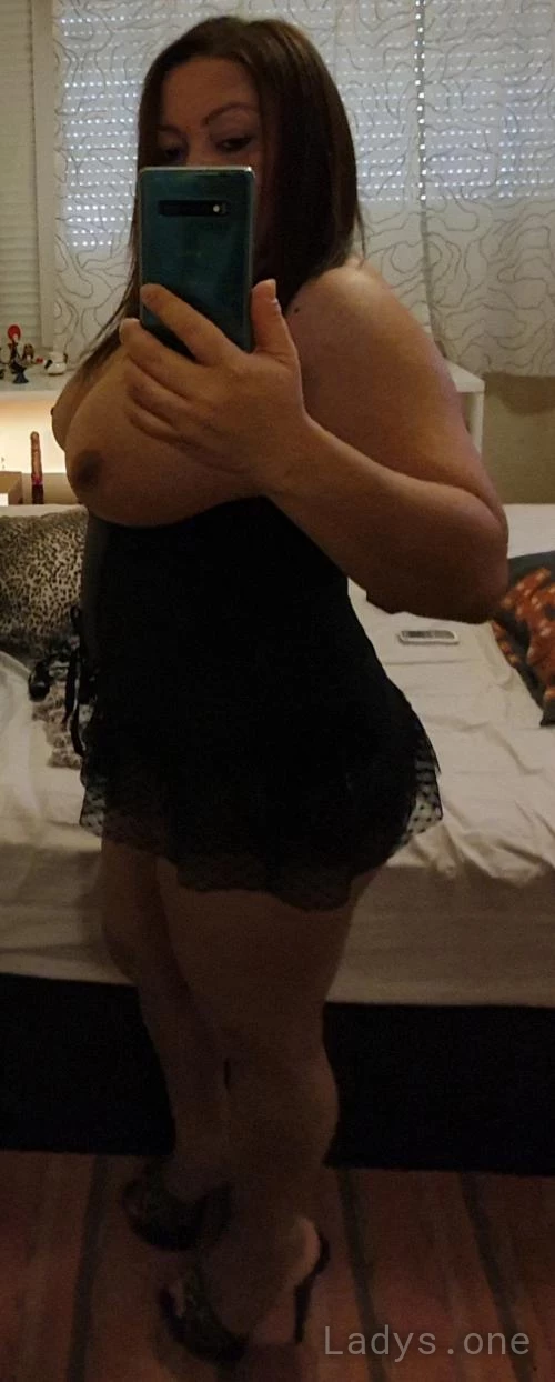 Bruna (35) – Call Girl & Independent Escort Service in Clervaux - Gallery Photo 7
