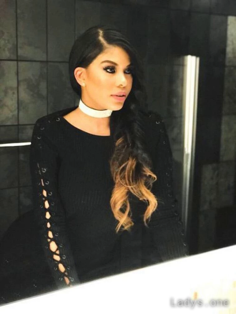 Ayla Cruz (28) – Call Girl & Independent Escort Service in Clifton - Gallery Photo 4