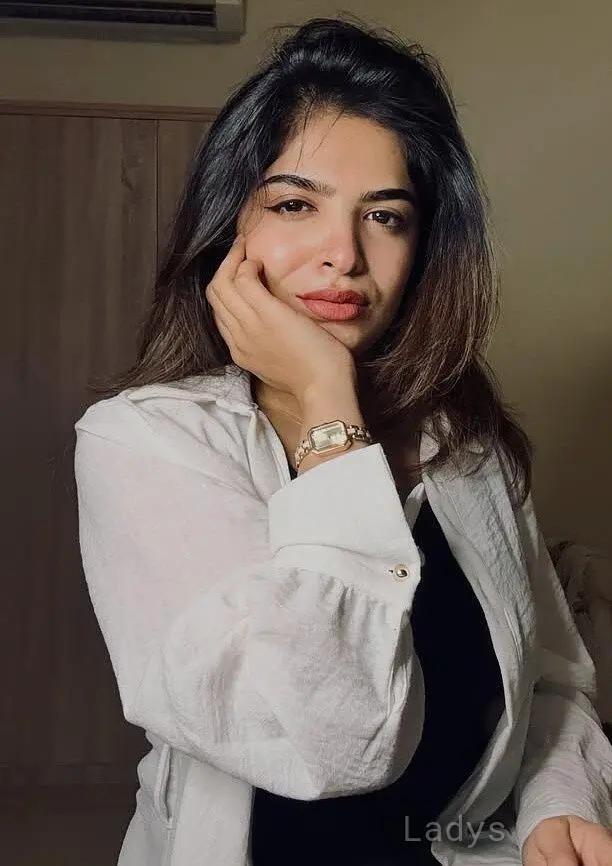 Jenny (22) – Call Girl & Independent Escort Service in Coimbatore - Gallery Photo 4