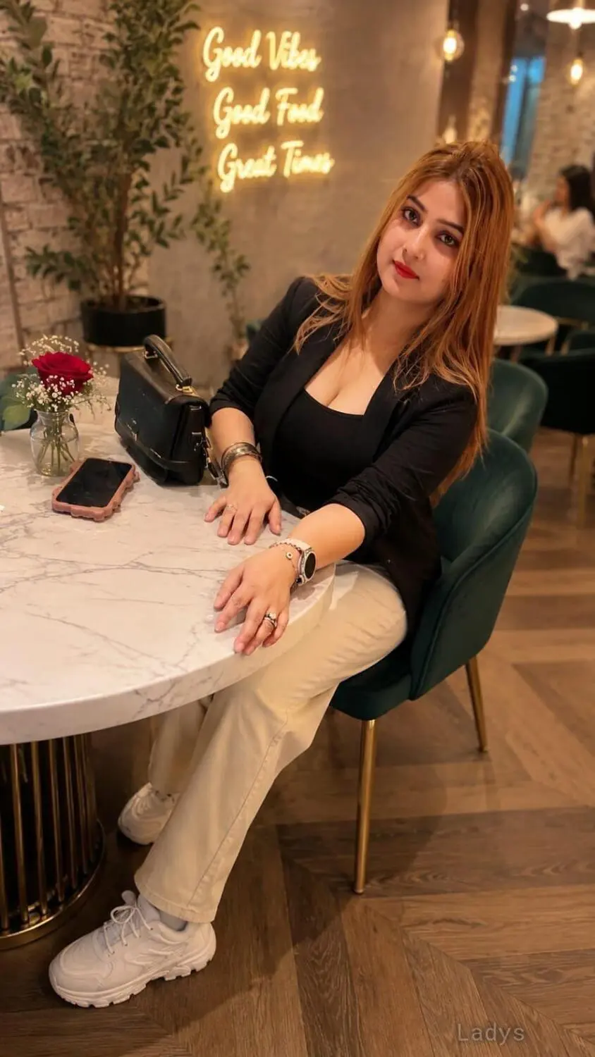 Riya (26) – Call Girl & Independent Escort Service in Coimbatore - Gallery Photo 2