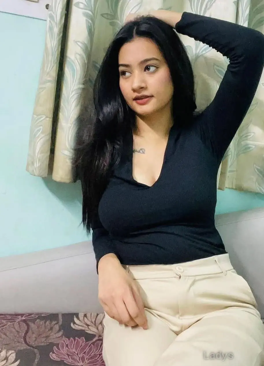 Ragini (23) – Call Girl & Independent Escort Service in Coimbatore - Gallery Photo 4