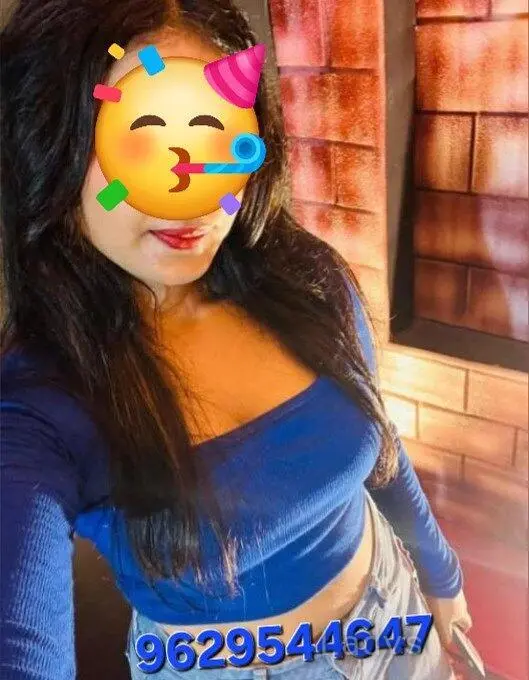 Tamil Ponu (23) – Call Girl & Independent Escort Service in Coimbatore - Gallery Photo 4