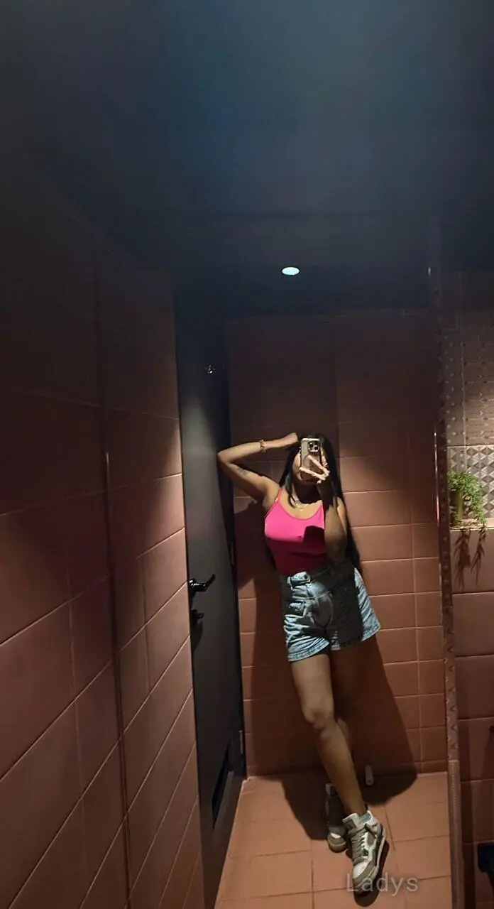 Deepika (24) – Call Girl & Independent Escort Service in Coimbatore - Gallery Photo 4