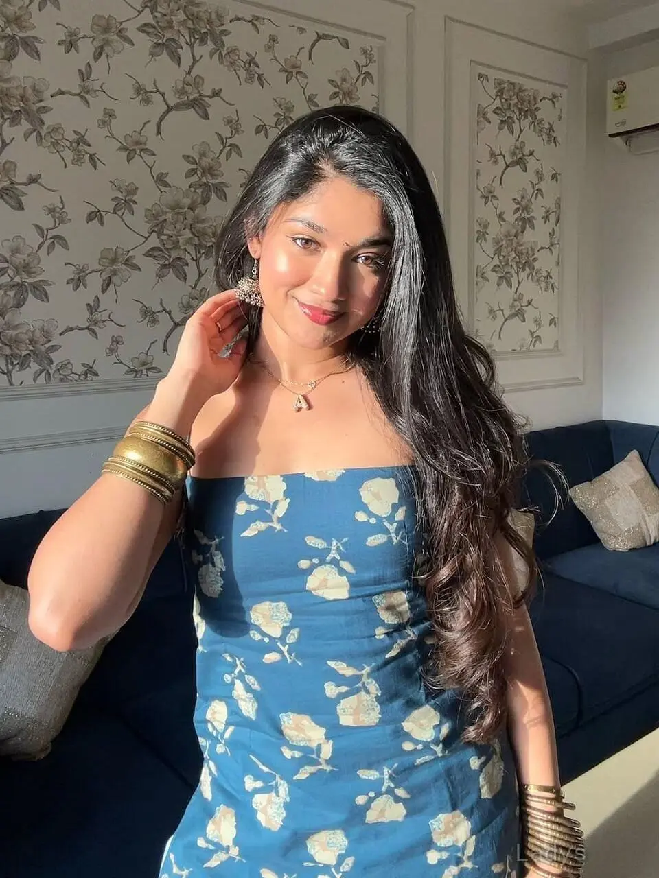 Mia (23) – Call Girl & Independent Escort Service in Coimbatore - Gallery Photo 2