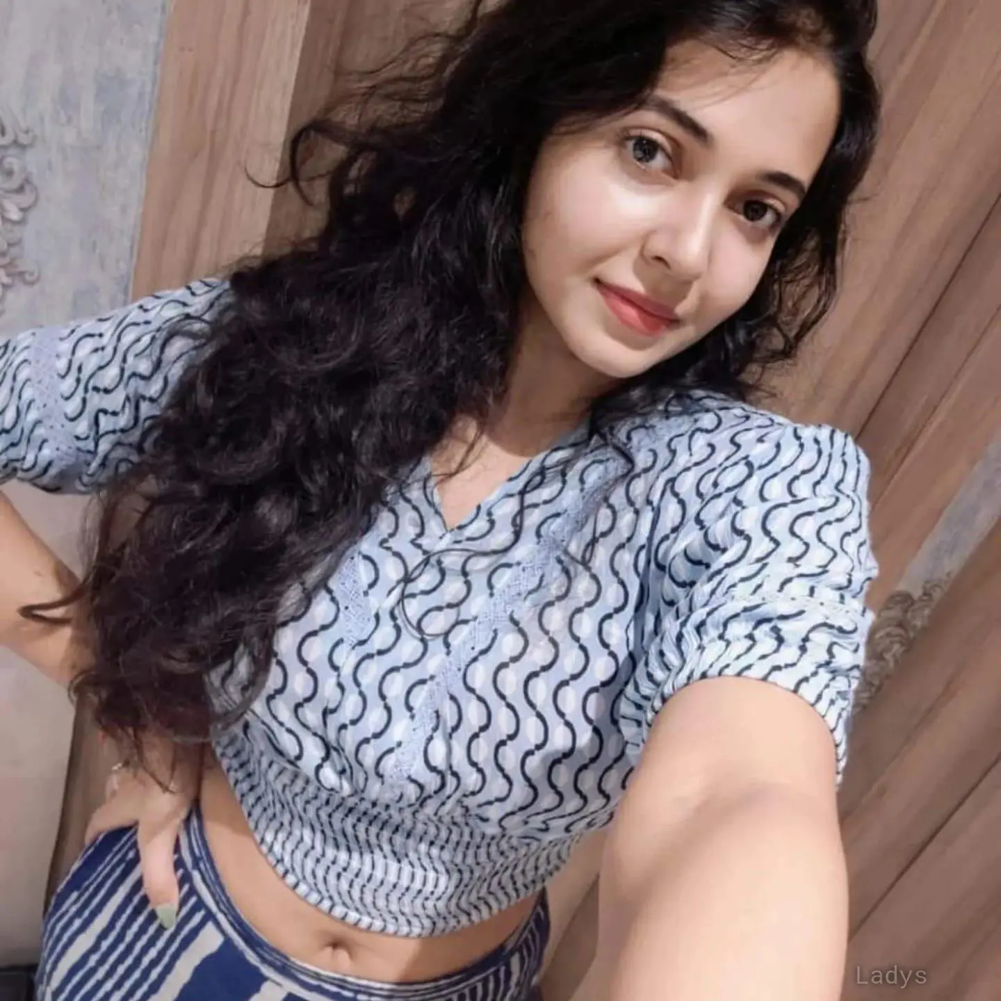Vani (23) – Call Girl & Independent Escort Service in Coimbatore - Gallery Photo 3