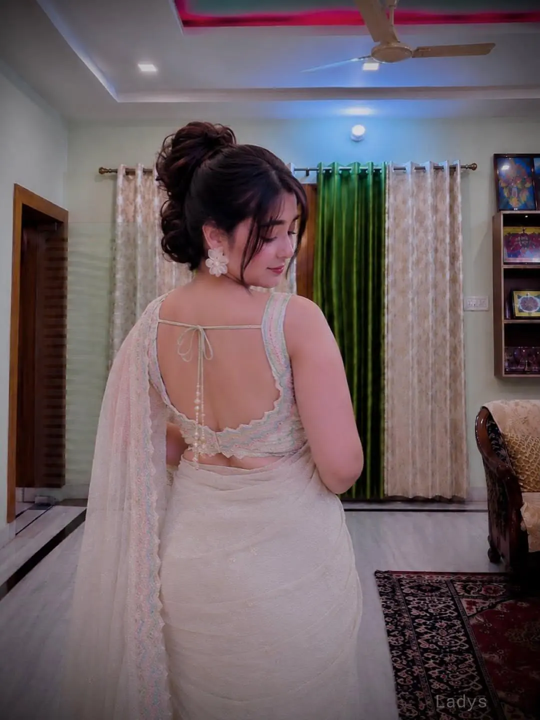 Urmila (25) – Call Girl & Independent Escort Service in Coimbatore - Gallery Photo 4