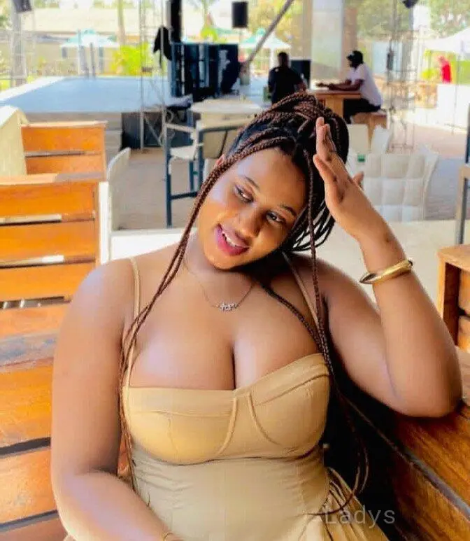 Fiona (24) – Call Girl & Independent Escort Service in Colombo - Gallery Photo 3