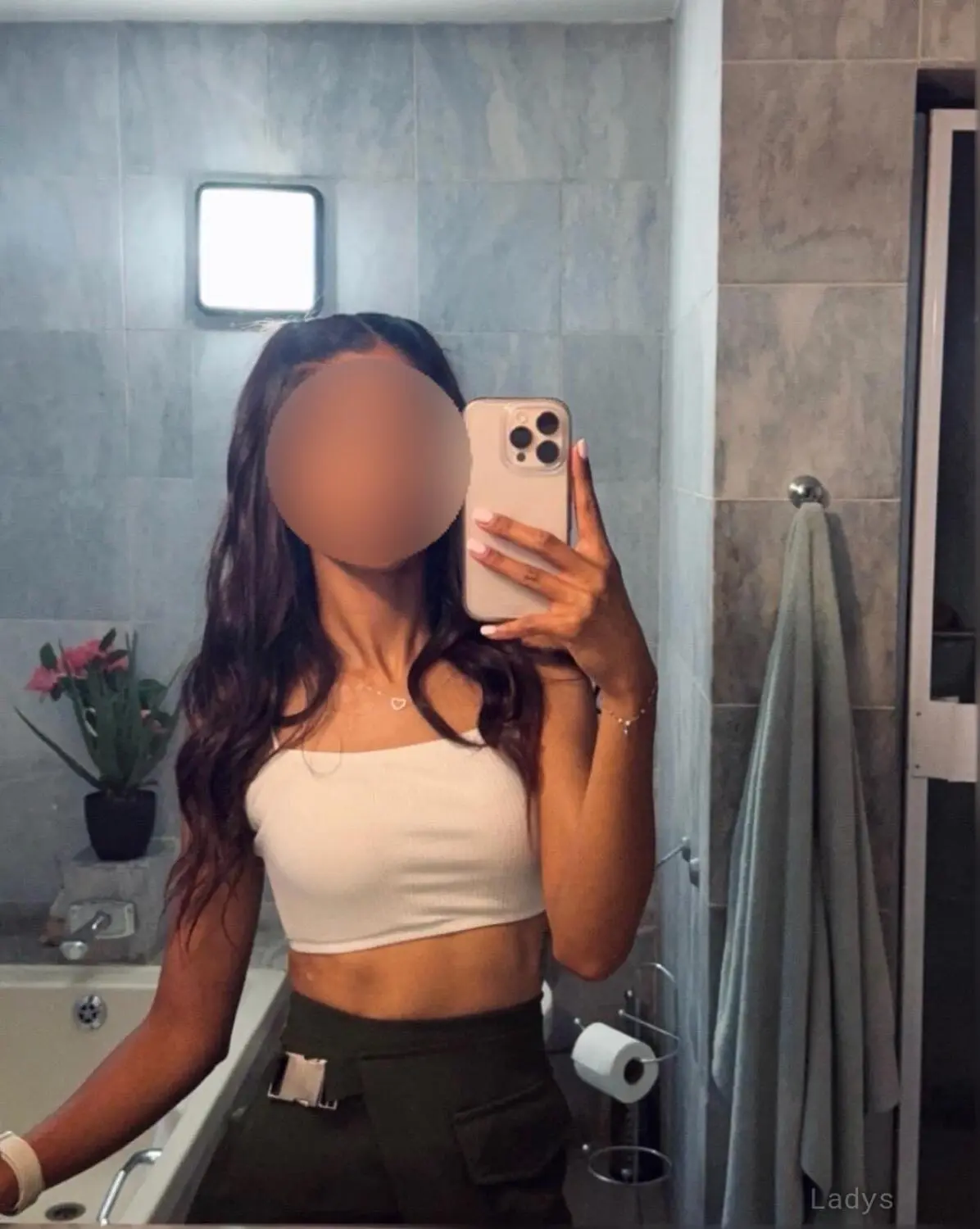 Ovindi (25) – Call Girl & Independent Escort Service in Colombo - Gallery Photo 3