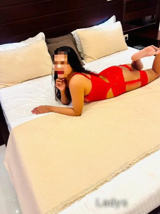 Thashi (28) – Call Girl & Independent Escort Service in Colombo - Gallery Photo 2