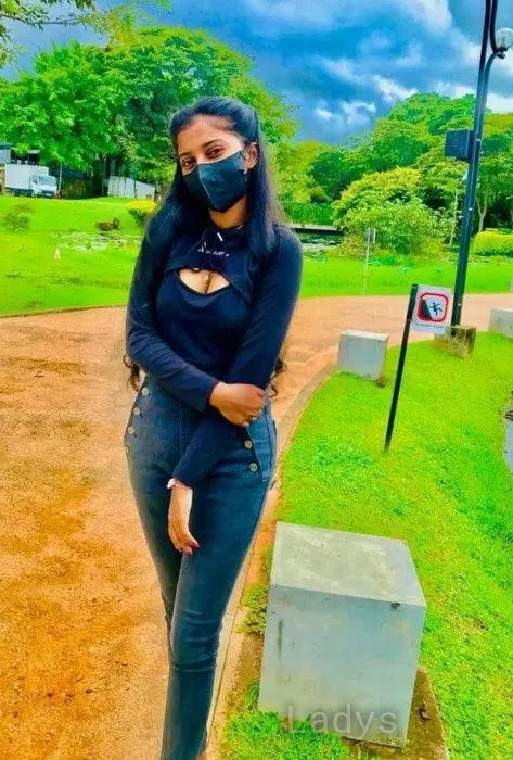 Asha (26) – Call Girl & Independent Escort Service in Colombo - Gallery Photo 3