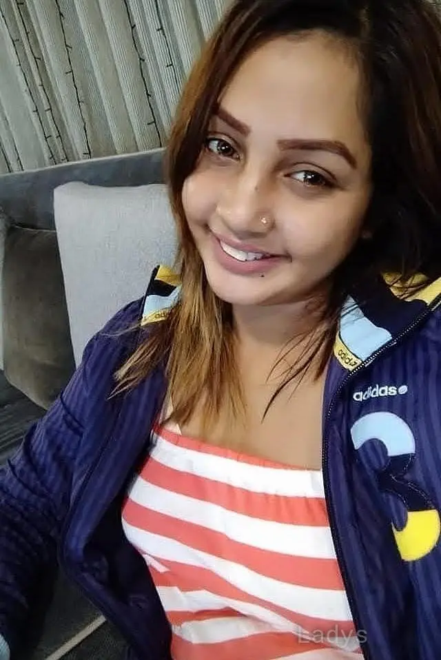 Anjali (25) – Call Girl & Independent Escort Service in Colombo - Gallery Photo 2