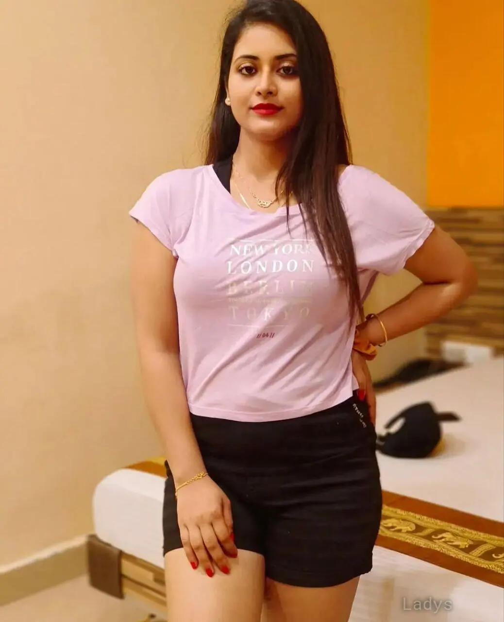 Suviti (21) – Call Girl & Independent Escort Service in Colombo - Gallery Photo 2