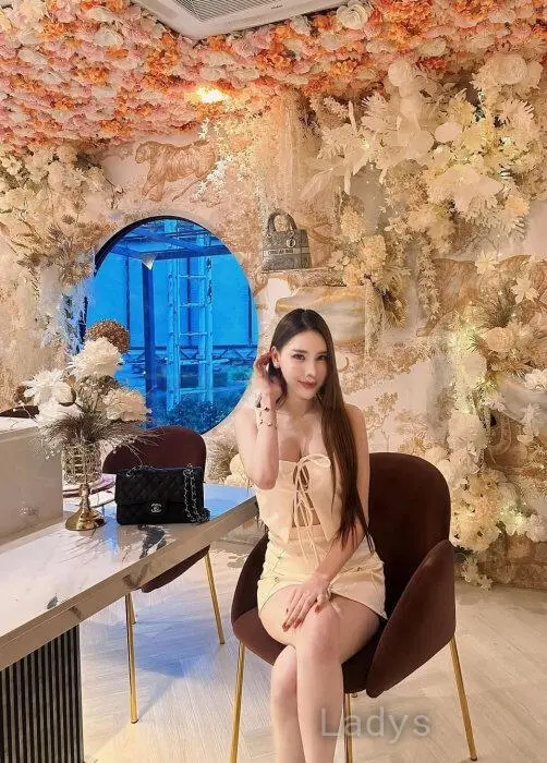 Hunny (24) – Call Girl & Independent Escort Service in Colombo - Gallery Photo 3