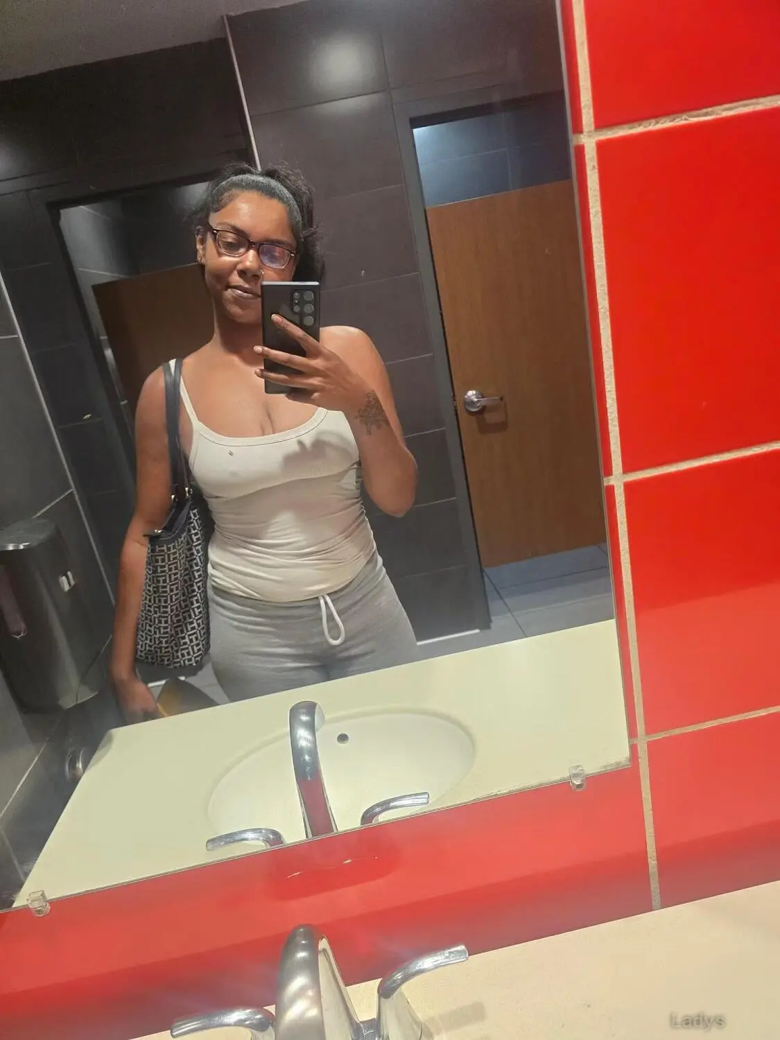 Brown Sugga (20) – Call Girl & Independent Escort Service in Columbus - Gallery Photo 3