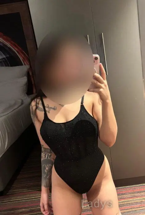 Nicoleta (27) – Call Girl & Independent Escort Service in Constanţa - Gallery Photo 5