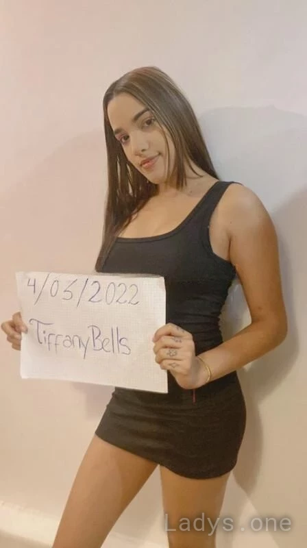 Tiffany (20) – Call Girl & Independent Escort Service in Corbeil-Essonnes - Gallery Photo 2