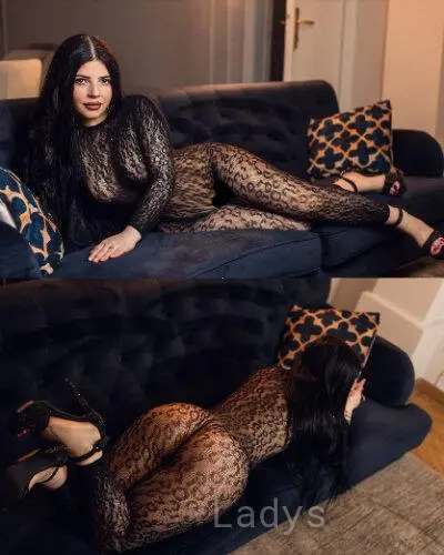 Lara (29) – Call Girl & Independent Escort Service in Cork - Gallery Photo 4
