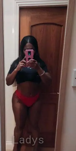 Mirly (41) – Call Girl & Independent Escort Service in Cork - Gallery Photo 3