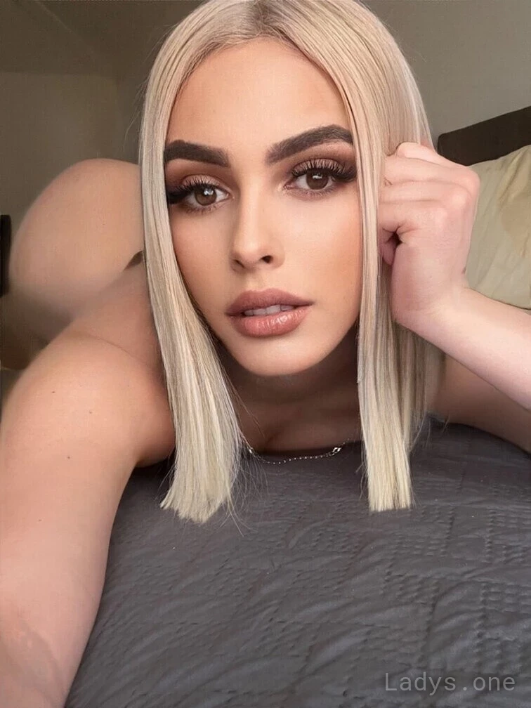 Chloe Smith (21) – Call Girl & Independent Escort Service in Coronado - Gallery Photo 4