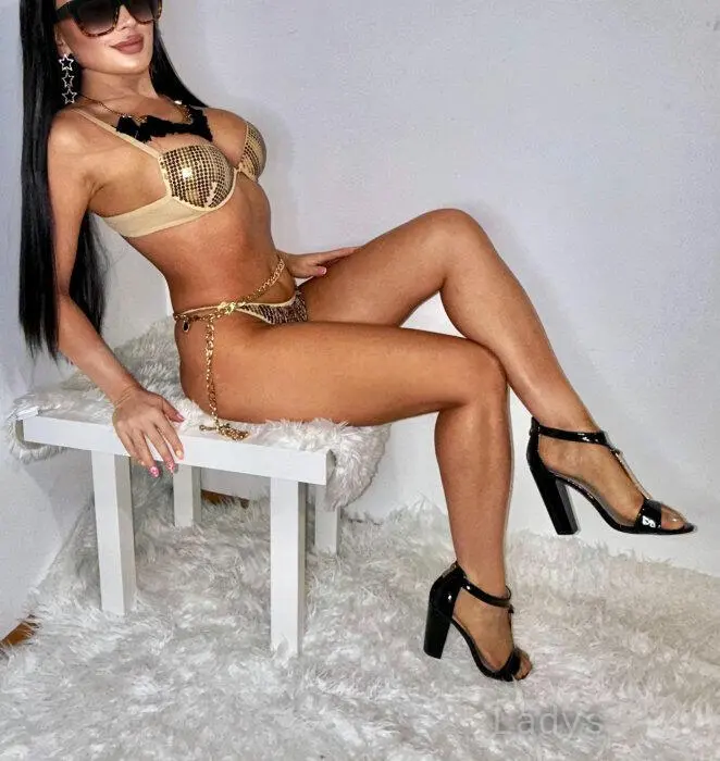 Anna (27) – Call Girl & Independent Escort Service in Cracow - Gallery Photo 5