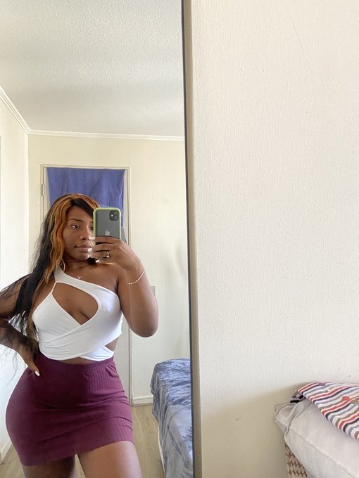 Terra (26) – Call Girl & Independent Escort Service in Crawley - Gallery Photo 3