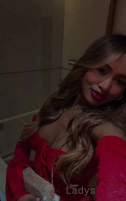 Selena Ross (23) – Call Girl & Independent Escort Service in Crotone - Gallery Photo 5